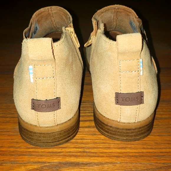 TOMS Suede Pink Ankle Boots - Picture 2 of 7